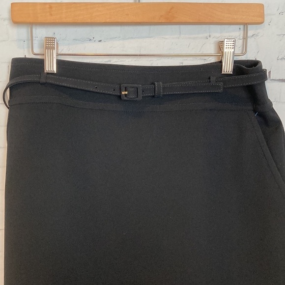 St. John Belted Black Pencil Skirt Sz 8 Office Old Money Capsule Quiet Luxury - Picture 3 of 11
